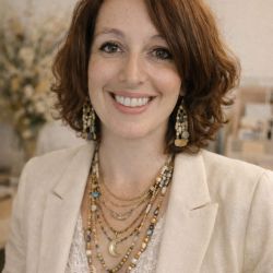 Prendre rendez-vous en ligne avec Agathe DELAUNAY - Praticien en constellation familiale