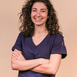 Prendre rendez-vous en ligne avec Cassandre DODDOLI - Ostéopathe