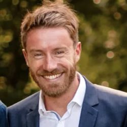 Prendre rendez-vous en ligne avec Antoine CAZOT - Ostéopathe