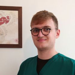 Prendre rendez-vous en ligne avec Eloi PIERSON - Ostéopathe