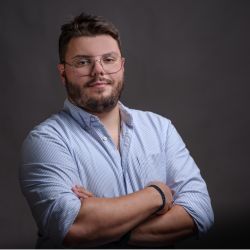 Prendre rendez-vous en ligne avec Antoine HILAIRE - Ostéopathe