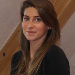 Prendre rendez-vous en ligne avec Céline HELLER - Ostéopathe