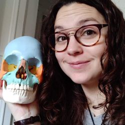 Prendre rendez-vous en ligne avec Alexandra LEMELLE - Ostéopathe