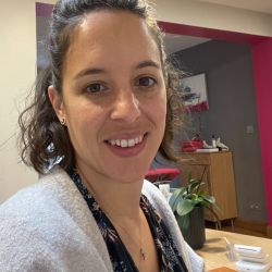 Prendre rendez-vous en ligne avec Amélie AMBAUD - Ostéopathe