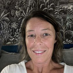 Prendre rendez-vous en ligne avec Anne-Cecile MANNS - Ostéopathe
